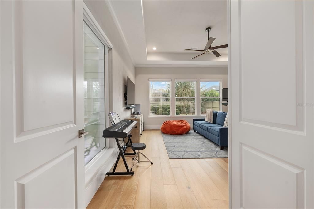 Activo con contrato: $1,399,900 (4 camas, 4 baños, 3575 Pies cuadrados)