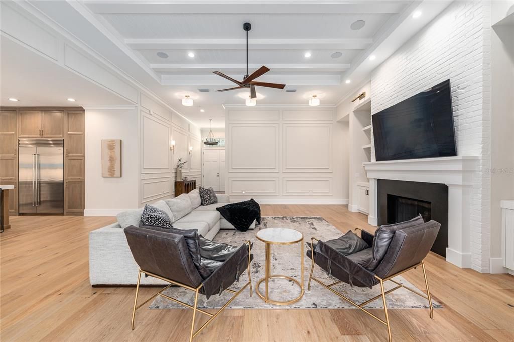 Activo con contrato: $1,399,900 (4 camas, 4 baños, 3575 Pies cuadrados)