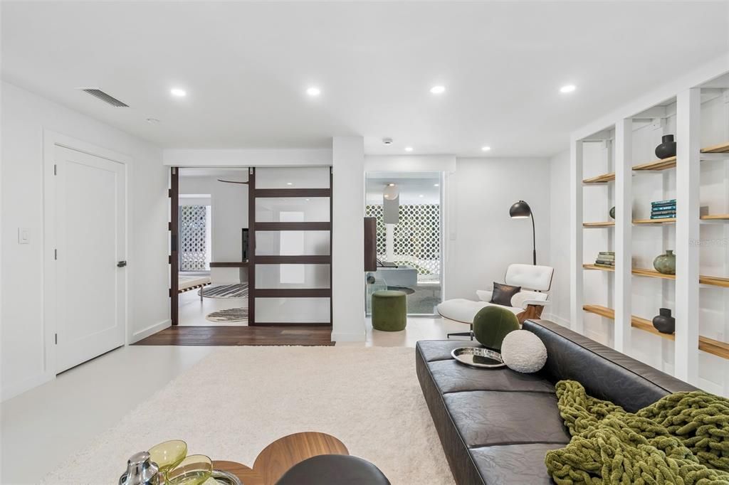 Active With Contract: $2,998,000 (4 beds, 3 baths, 4006 Square Feet)