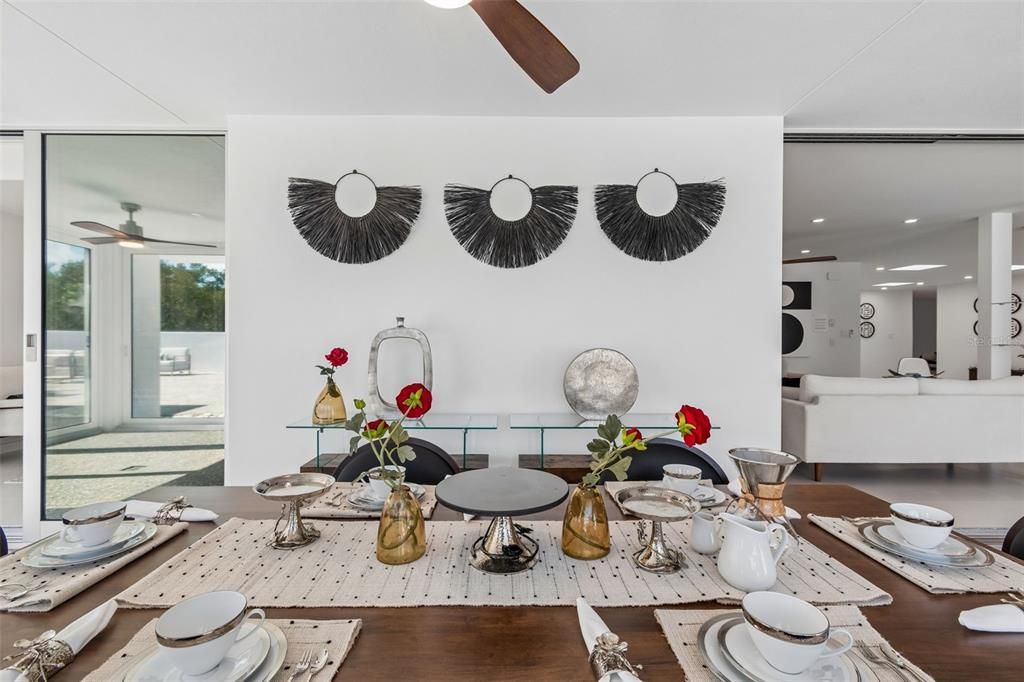 Active With Contract: $2,998,000 (4 beds, 3 baths, 4006 Square Feet)