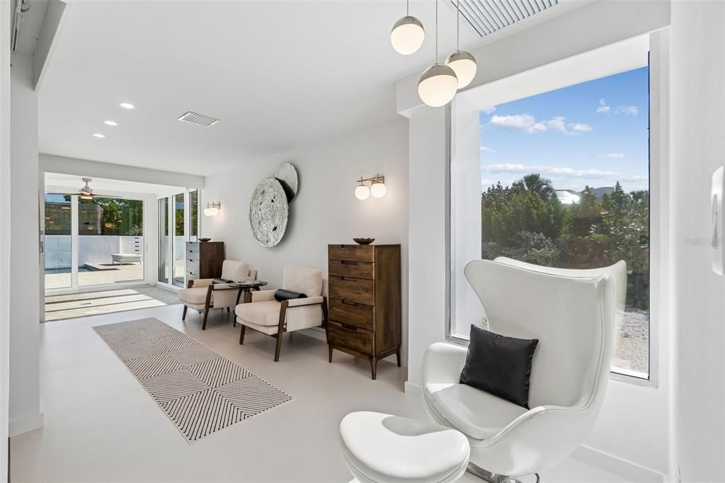 Active With Contract: $2,998,000 (4 beds, 3 baths, 4006 Square Feet)