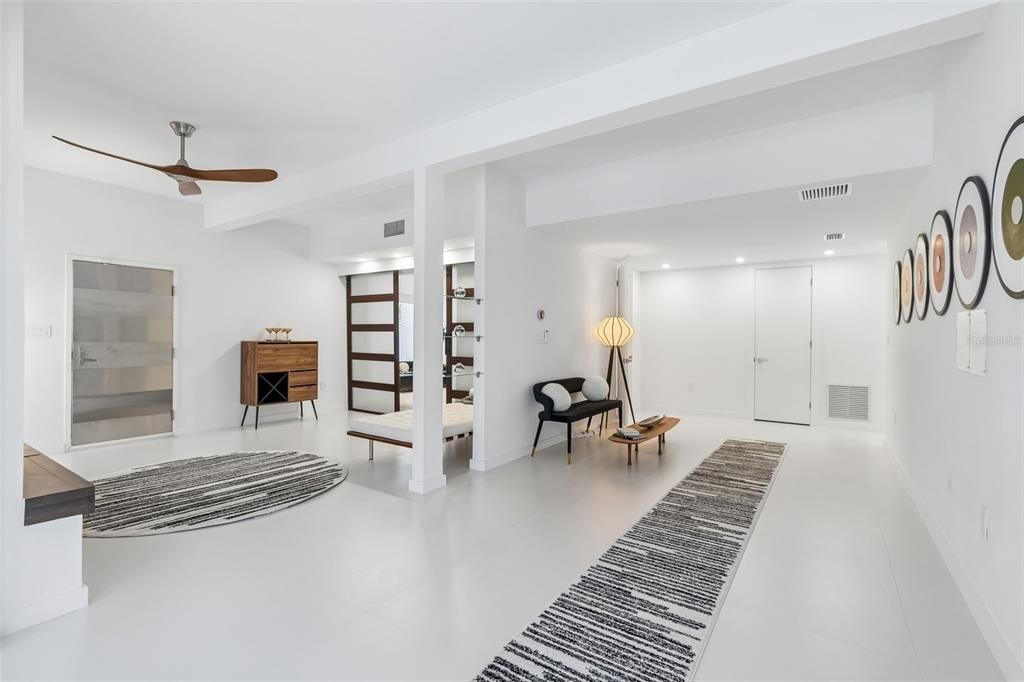 Active With Contract: $2,998,000 (4 beds, 3 baths, 4006 Square Feet)