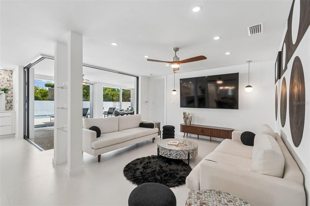 Active With Contract: $2,998,000 (4 beds, 3 baths, 4006 Square Feet)