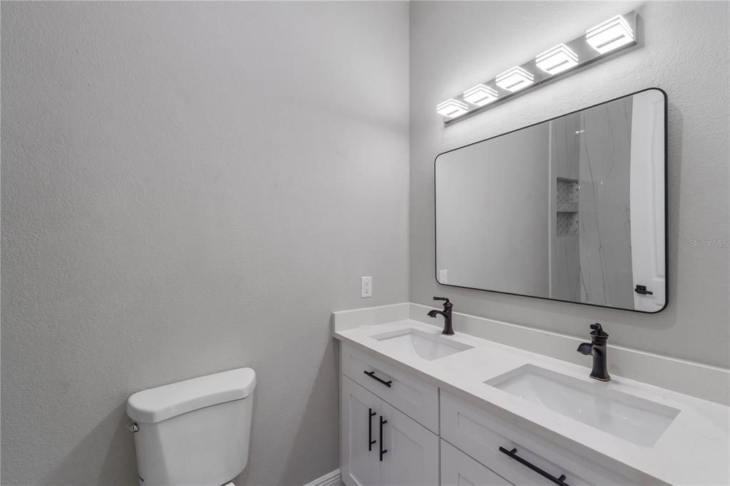 For Sale: $526,860 (3 beds, 2 baths, 1702 Square Feet)