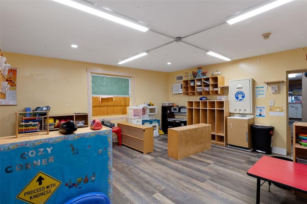 На продажу: $596,000 (0 спален, 0 ванн, 7804 Квадратных фут)