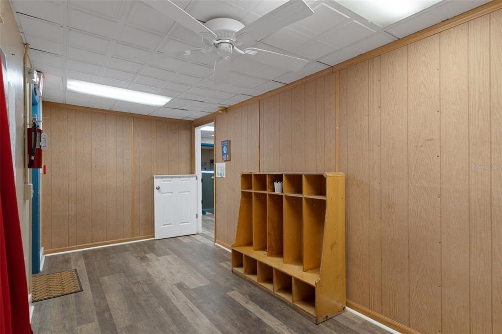 На продажу: $596,000 (0 спален, 0 ванн, 7804 Квадратных фут)