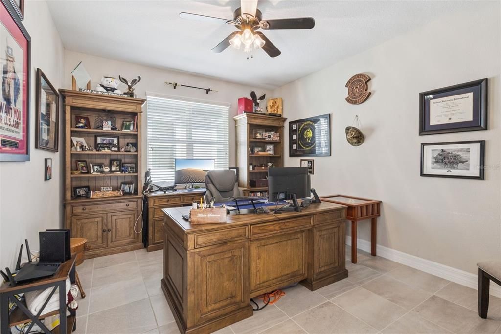 Activo con contrato: $1,099,000 (5 camas, 4 baños, 4661 Pies cuadrados)