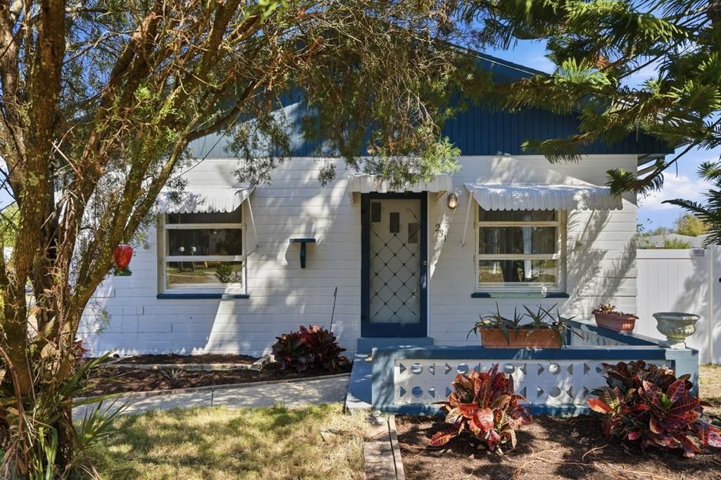 На продажу: $329,900 (2 спален, 1 ванн, 1508 Квадратных фут)