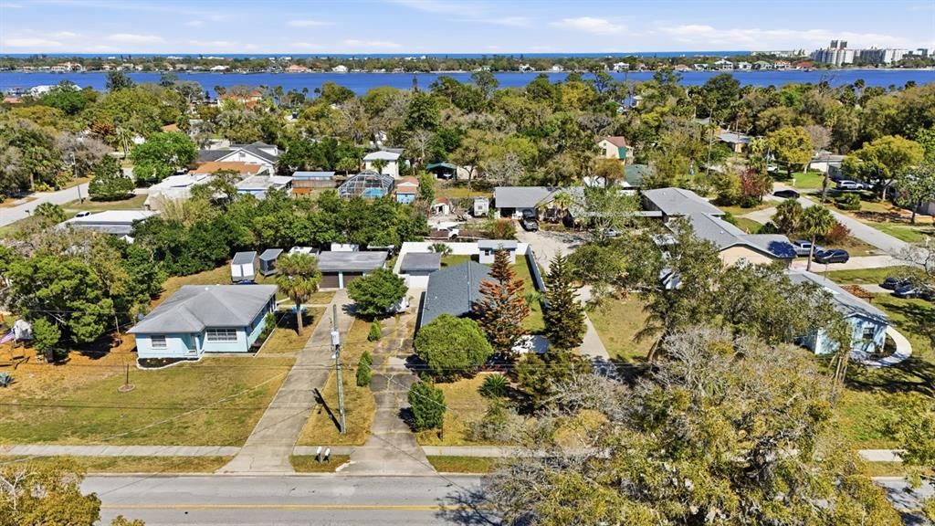 На продажу: $329,900 (2 спален, 1 ванн, 1508 Квадратных фут)