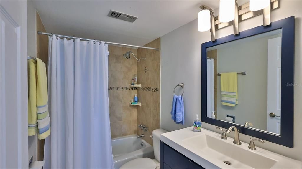 En Venta: $329,000 (1 camas, 1 baños, 850 Pies cuadrados)