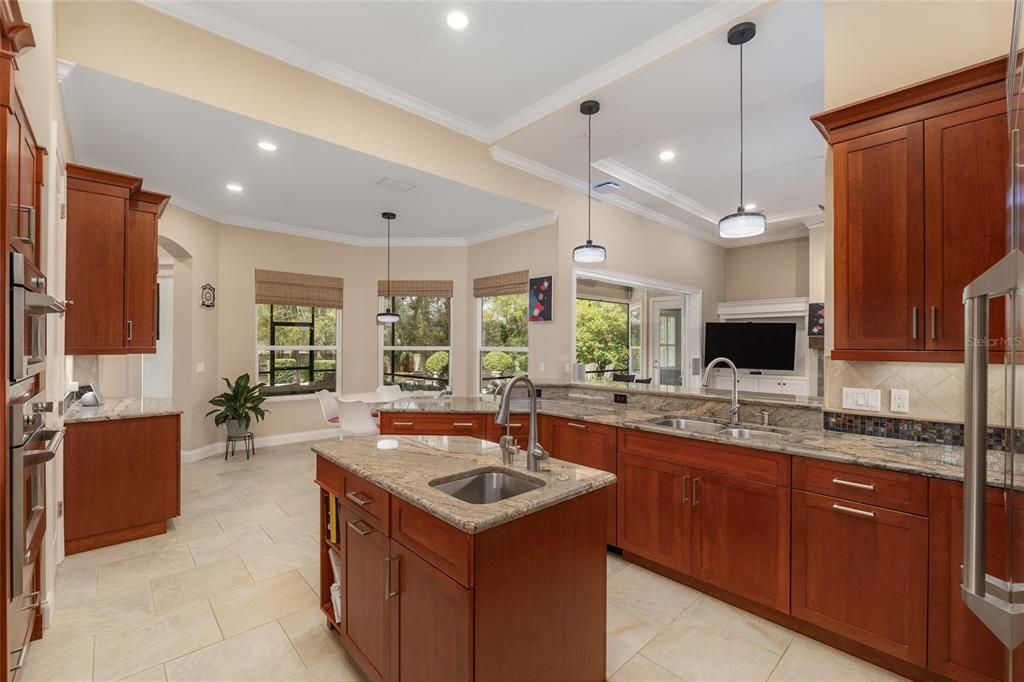 На продажу: $999,900 (4 спален, 4 ванн, 3319 Квадратных фут)