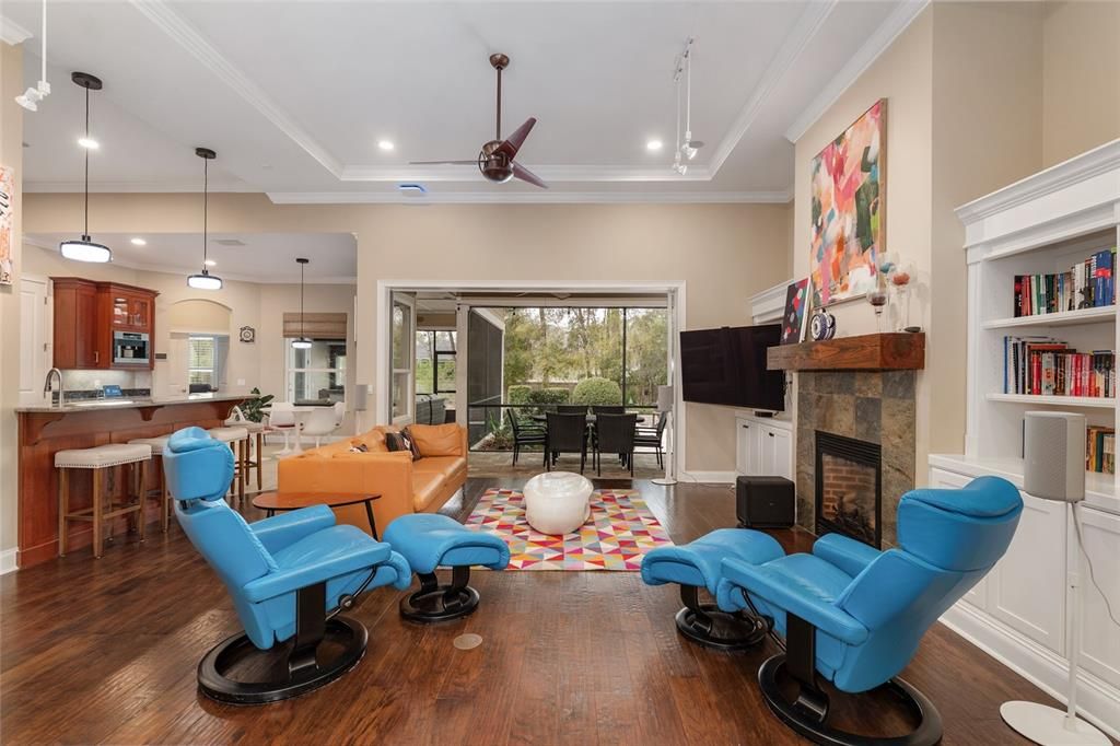 На продажу: $999,900 (4 спален, 4 ванн, 3319 Квадратных фут)