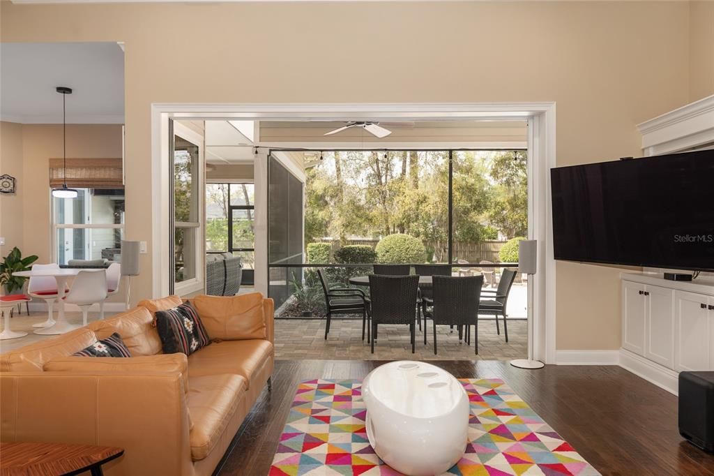 На продажу: $999,900 (4 спален, 4 ванн, 3319 Квадратных фут)