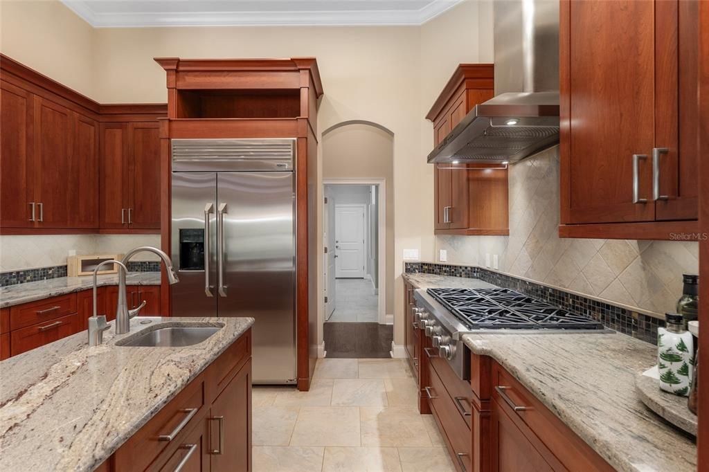 На продажу: $999,900 (4 спален, 4 ванн, 3319 Квадратных фут)