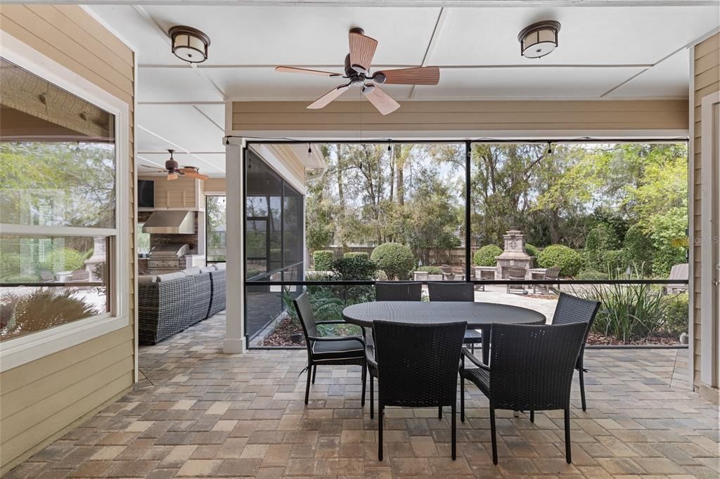 На продажу: $999,900 (4 спален, 4 ванн, 3319 Квадратных фут)