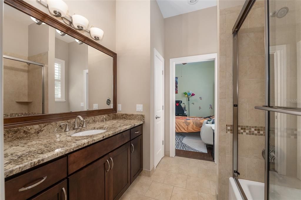 На продажу: $999,900 (4 спален, 4 ванн, 3319 Квадратных фут)