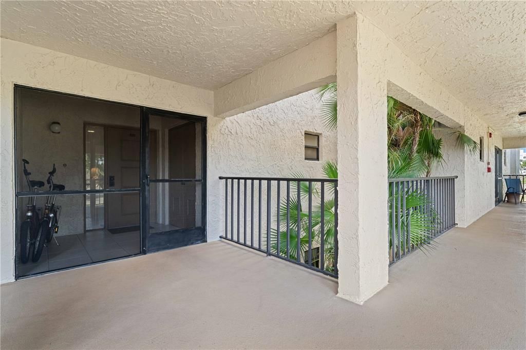 For Sale: $235,000 (2 beds, 2 baths, 1516 Square Feet)