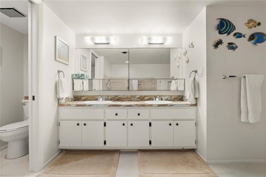 For Sale: $235,000 (2 beds, 2 baths, 1516 Square Feet)