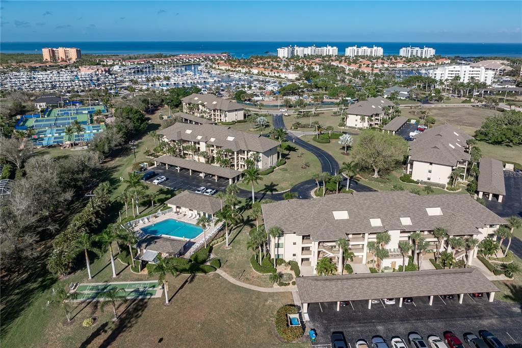 For Sale: $235,000 (2 beds, 2 baths, 1516 Square Feet)