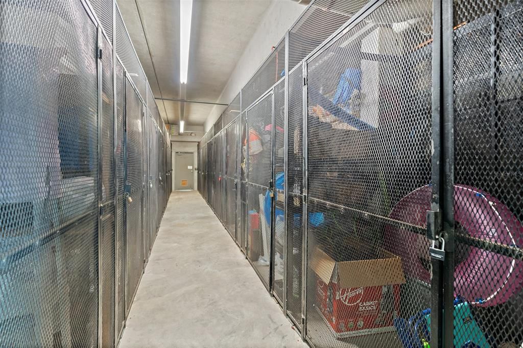 For Sale: $350,000 (2 beds, 2 baths, 1234 Square Feet)