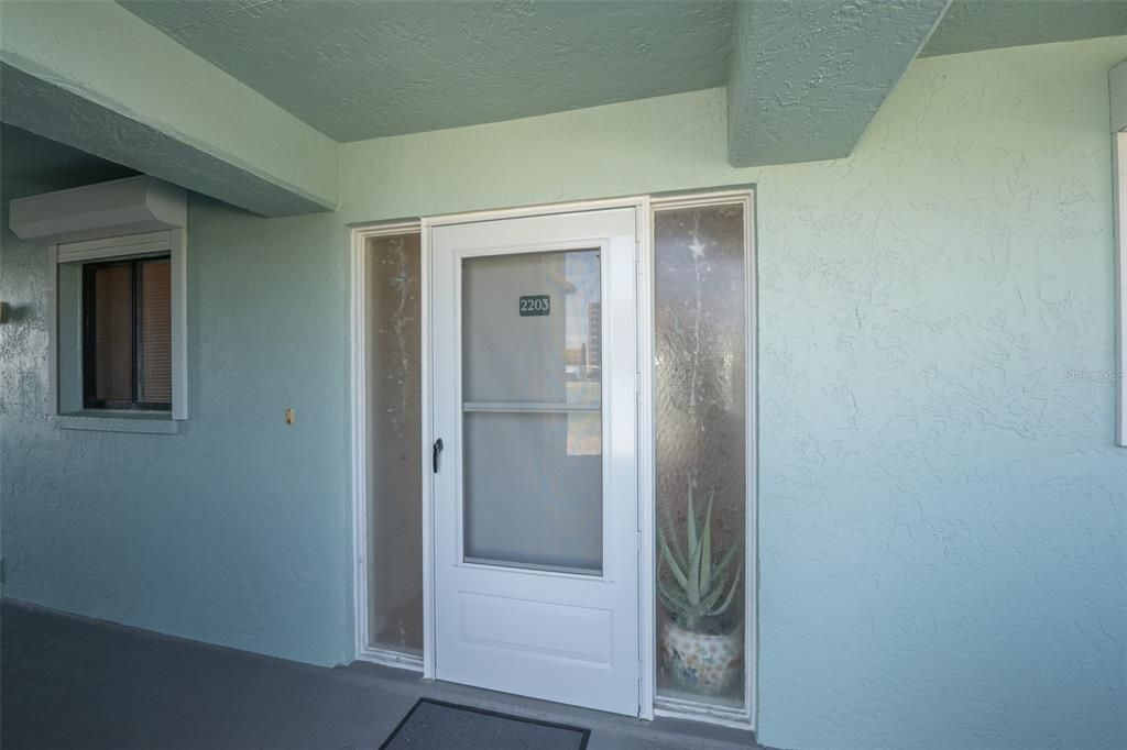 For Sale: $350,000 (2 beds, 2 baths, 1234 Square Feet)