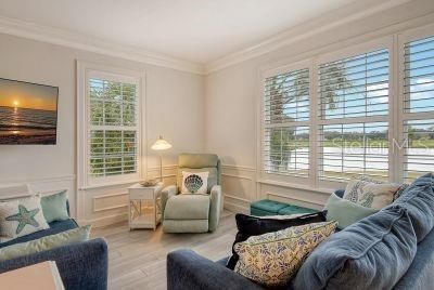 For Rent: $2,250 (1 beds, 1 baths, 623 Square Feet)