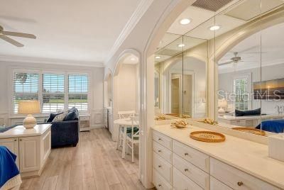 For Rent: $2,250 (1 beds, 1 baths, 623 Square Feet)