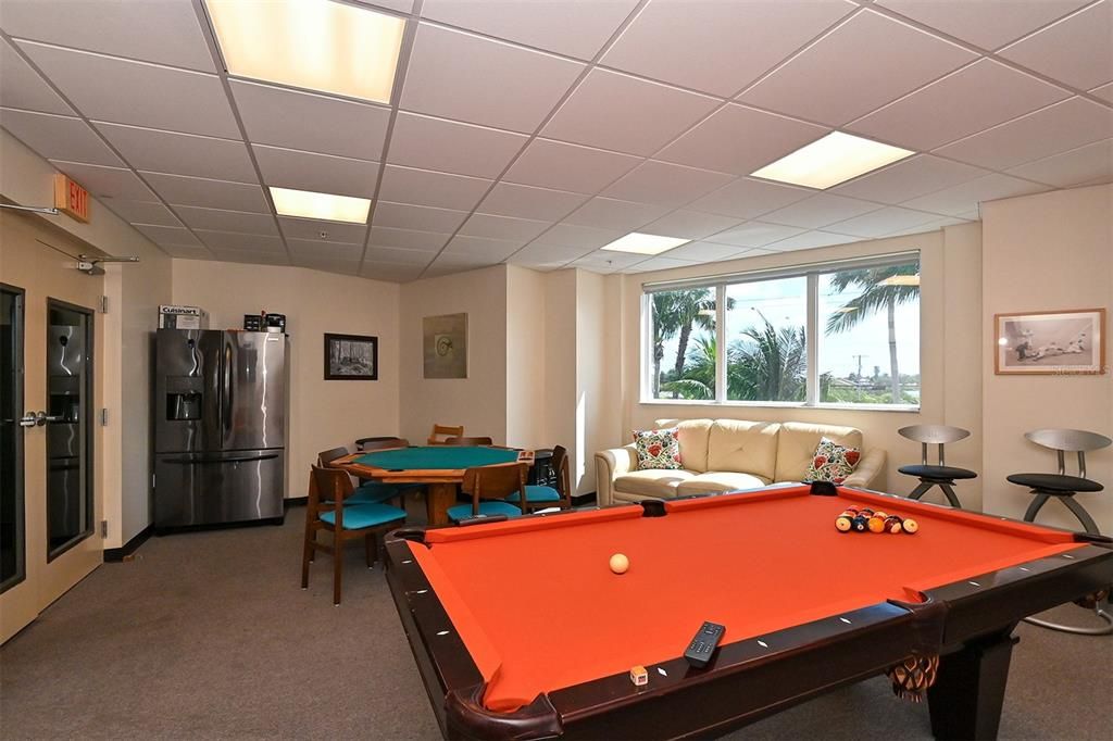 For Sale: $649,900 (2 beds, 2 baths, 1642 Square Feet)