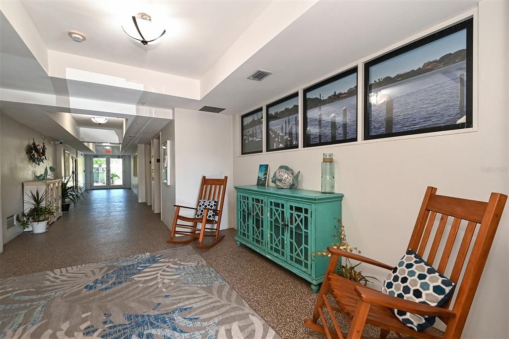 For Sale: $649,900 (2 beds, 2 baths, 1642 Square Feet)