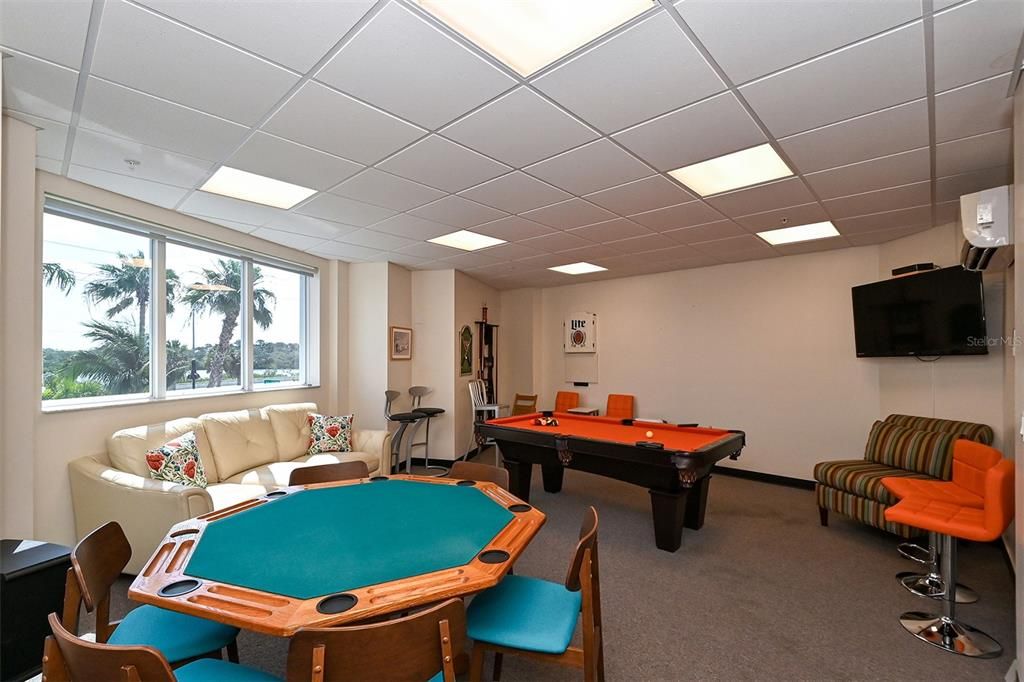 For Sale: $649,900 (2 beds, 2 baths, 1642 Square Feet)