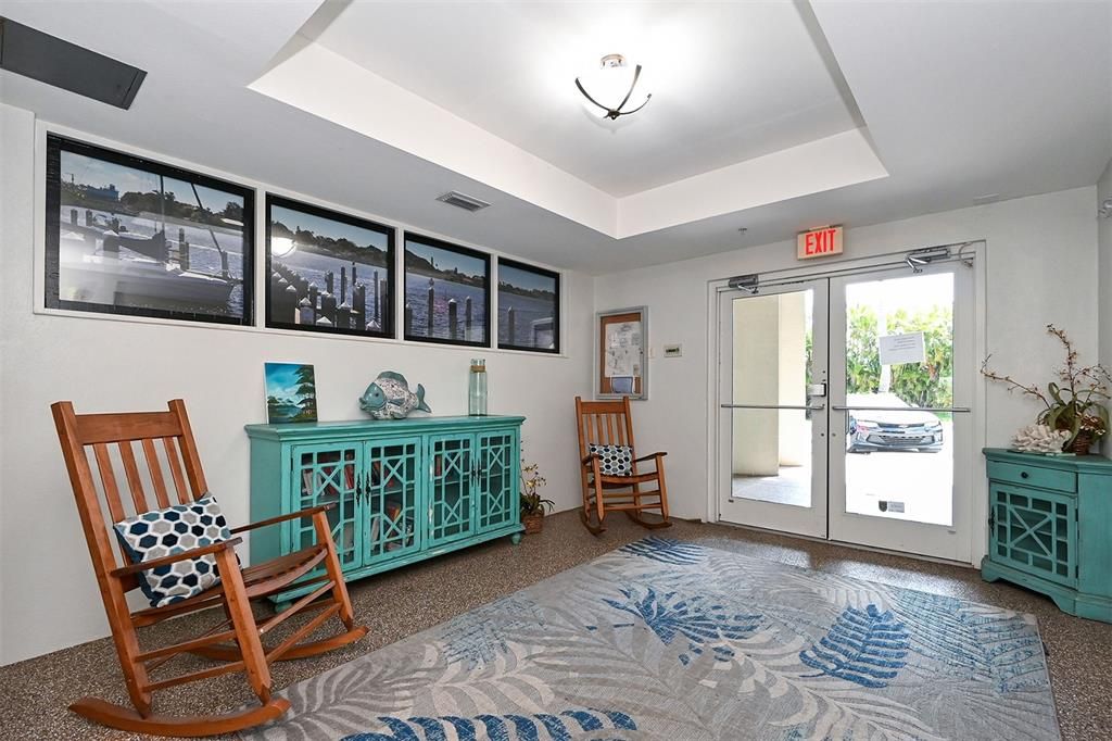 For Sale: $649,900 (2 beds, 2 baths, 1642 Square Feet)