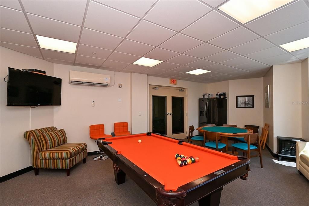 For Sale: $649,900 (2 beds, 2 baths, 1642 Square Feet)