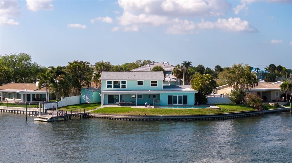 Activo con contrato: $1,850,000 (4 camas, 3 baños, 3311 Pies cuadrados)