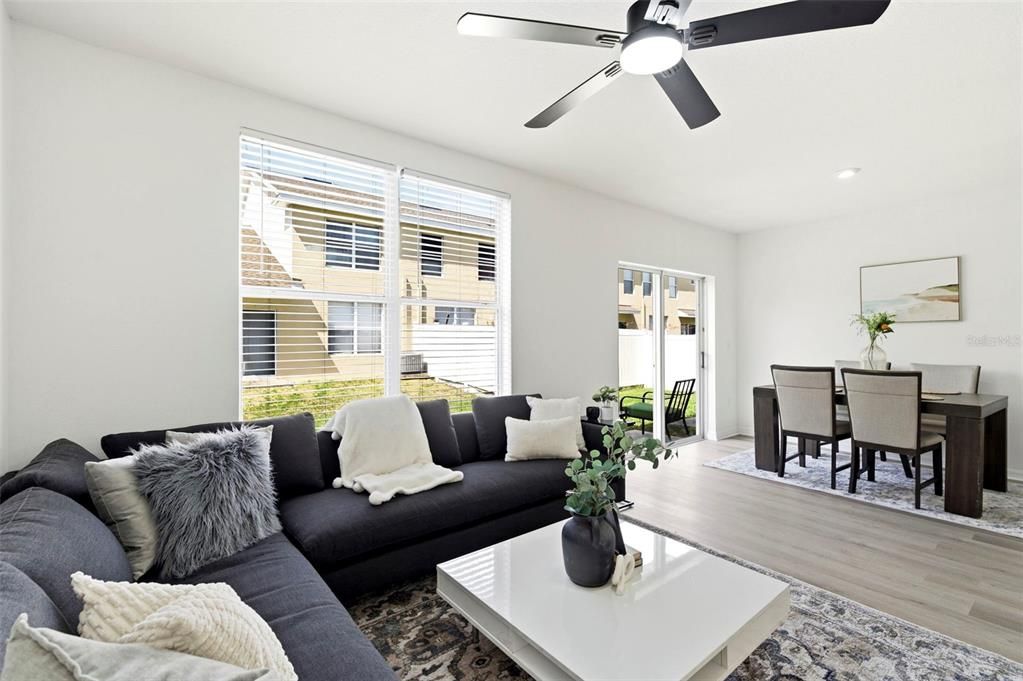 Под контрактом: $217,000 (3 спален, 2 ванн, 1387 Квадратных фут)