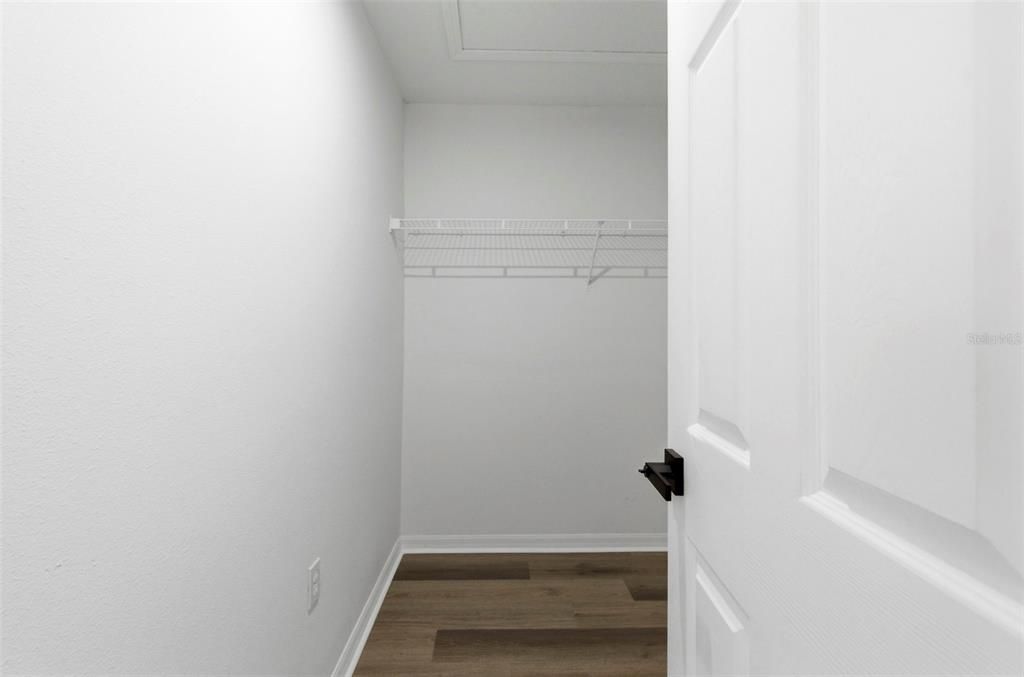 Под контрактом: $217,000 (3 спален, 2 ванн, 1387 Квадратных фут)