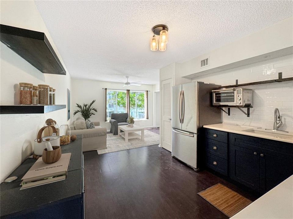 En Venta: $205,000 (2 camas, 2 baños, 1045 Pies cuadrados)