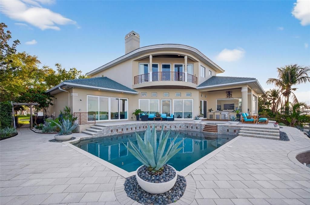For Sale: $4,250,000 (4 beds, 4 baths, 4814 Square Feet)