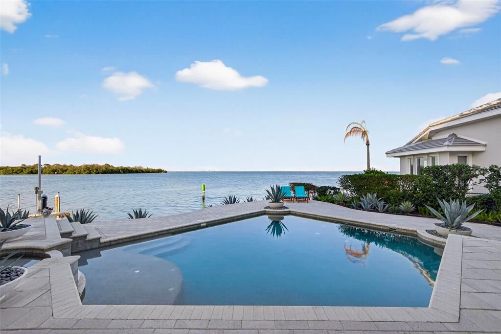 For Sale: $4,250,000 (4 beds, 4 baths, 4814 Square Feet)