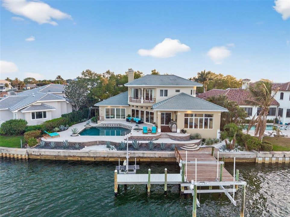For Sale: $4,250,000 (4 beds, 4 baths, 4814 Square Feet)