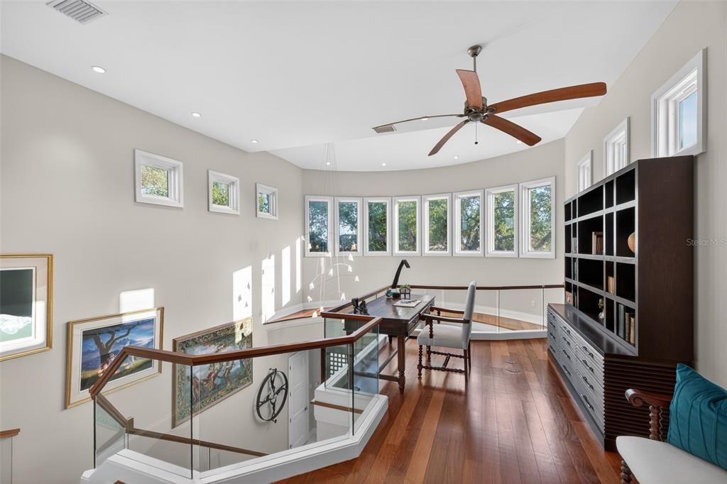 For Sale: $4,250,000 (4 beds, 4 baths, 4814 Square Feet)