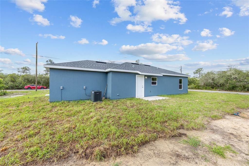 Active With Contract: $215,000 (3 beds, 2 baths, 1091 Square Feet)