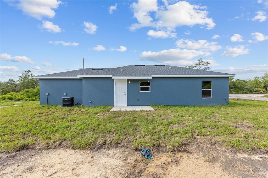Active With Contract: $215,000 (3 beds, 2 baths, 1091 Square Feet)