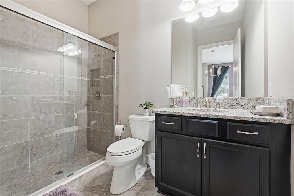 Active With Contract: $1,999,000 (5 beds, 4 baths, 5166 Square Feet)