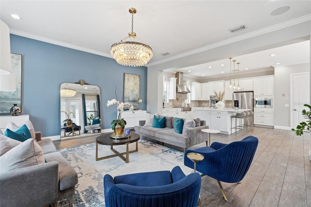 Active With Contract: $1,999,000 (5 beds, 4 baths, 5166 Square Feet)