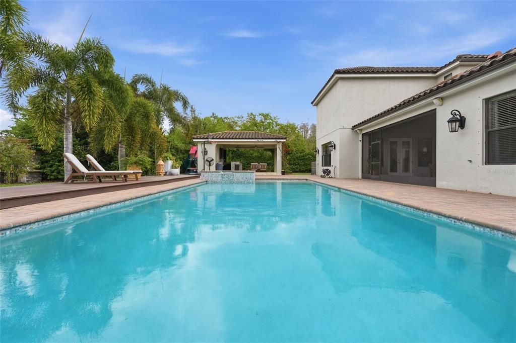 Active With Contract: $1,999,000 (5 beds, 4 baths, 5166 Square Feet)