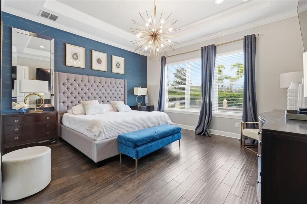 Active With Contract: $1,999,000 (5 beds, 4 baths, 5166 Square Feet)