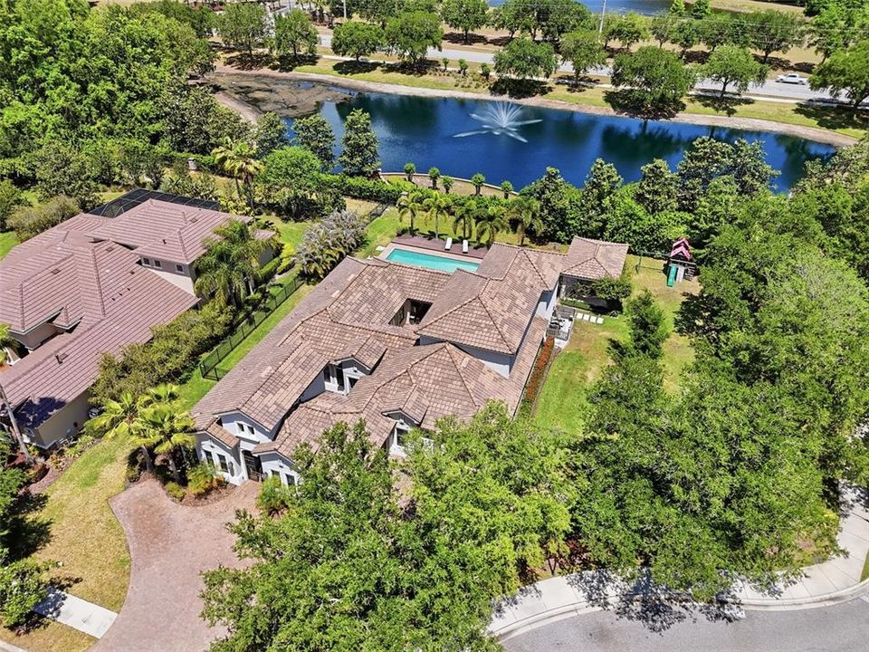 Active With Contract: $1,999,000 (5 beds, 4 baths, 5166 Square Feet)