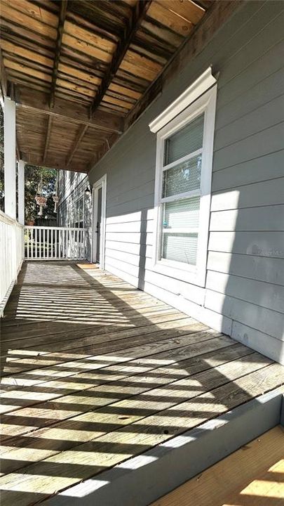 Recently Rented: $1,250 (2 beds, 2 baths, 800 Square Feet)