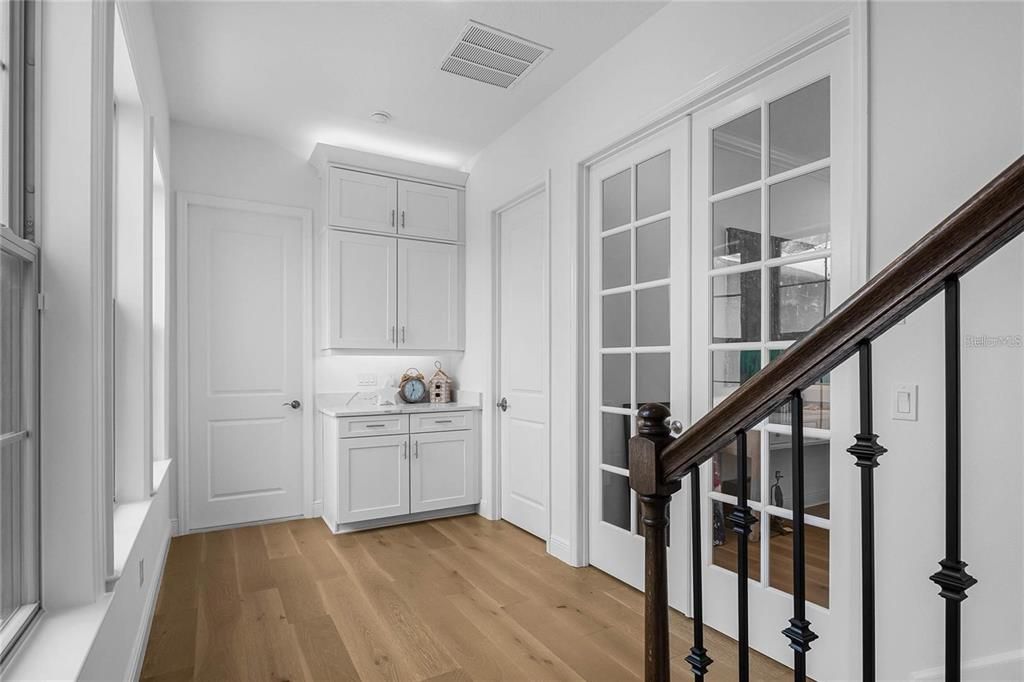 For Sale: $2,200,000 (5 beds, 5 baths, 4230 Square Feet)