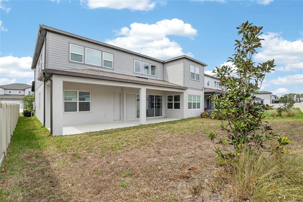 Activo con contrato: $600,000 (5 camas, 4 baños, 4281 Pies cuadrados)